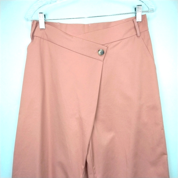 π Lattelier Asymmetrical Closure Wide Leg Trousers in Light Salmon Coral Sz. Sm - Picture 2 of 6
